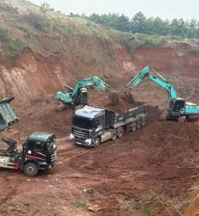 VẬN CHUYỂN VẬT LIỆU CHO KHÁCH HÀNG 