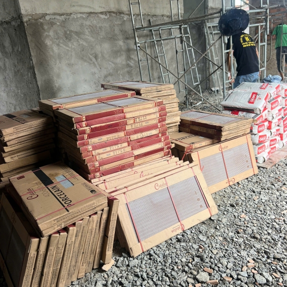 VẬN CHUYỂN VẬT LIỆU CHO KHÁCH HÀNG 